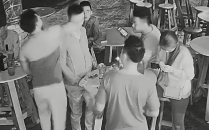 Khởi tố vụ án, bị can hành hung phóng viên khi đang tác nghiệp trong quán bar ở Đà Nẵng