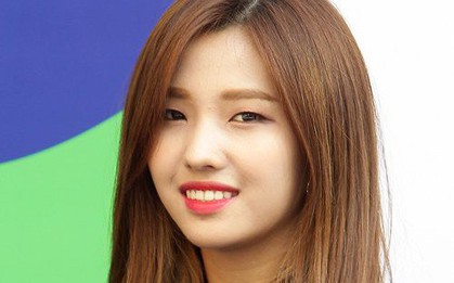 Đặt tên girlgroup mới là "Trẻ em", Cube bị netizen ném đá không thương tiếc