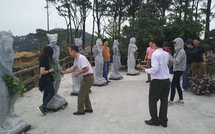 Sau mặc đồ bơi và che lá, tượng 12 con giáp sẽ bị "nhốt vào chuồng"
