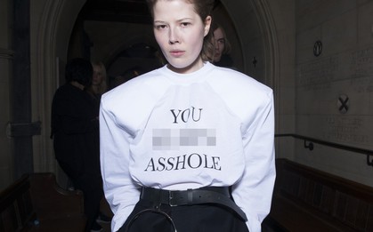 Bị chuyên trang thời trang chê là "chả ai thèm mua", Vetements phản ứng gay gắt thế này đây