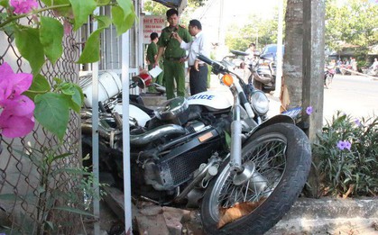 Bình Dương: Hai chiến sĩ CSGT trọng thương vì bị ô tô chở thuốc lá lậu tông văng vào vỉa hè
