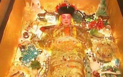 Viên ngọc nghìn tỷ trong mộ Từ Hy và những bí ẩn gây tranh cãi nhiều nhất trong lịch sử TQ