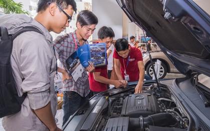 Ngắm hệ thống thực hành công nghệ kỹ thuật ô tô “hoành tráng” của sinh viên HUTECH