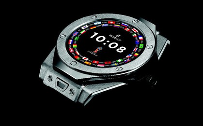 Hublot thiết kế riêng đồng hồ thông minh cho các trọng tài World Cup 2018