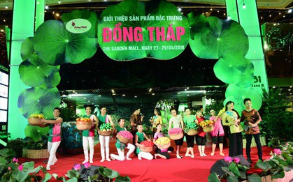 Giới trẻ hào hứng trải nghiệm tinh hoa văn hóa, ẩm thực Đồng Tháp tại The Garden Mall