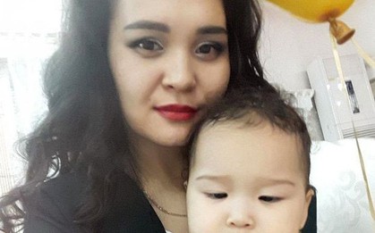Nỗi đau đớn tột cùng của bé gái 3 tuổi khi tận mắt chứng kiến mẹ chết tức tưởi trong thang máy
