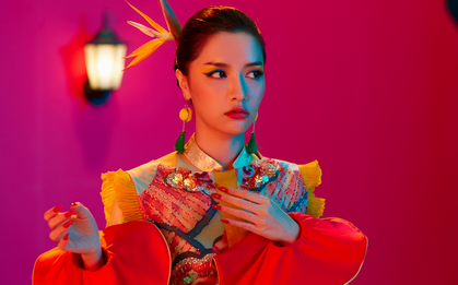 Ngoài cảnh quay ma mị, Bích Phương còn hé lộ câu hát hứa hẹn gây "nghiện" trong MV trở lại