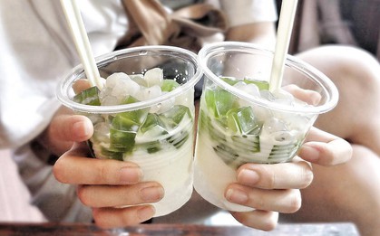 Ở phố cổ Hà Nội, thèm ăn sữa chua mix đủ kiểu thì đừng bỏ qua những địa chỉ này