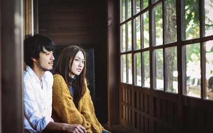 Ekip trẻ của "Nhắm Mắt Thấy Mùa Hè" chia sẻ về việc dự án từng bị hủy, cả đoàn bị rớt visa trước ngày bấm máy