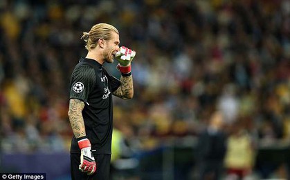 Karius mắc 2 sai lầm ngớ ngẩn nhất lịch sử Champions League, bị fan "ném đá" tơi tả