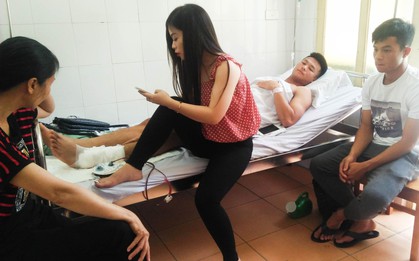 Dương Văn Hào gãy xương mác: Nỗi lòng người mẹ
