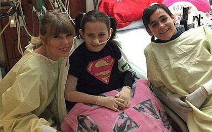 Không còn là Chị Rắn đanh đá, Taylor Swift lại làm cô tiên xinh đẹp thăm bệnh nhi bị bỏng nặng