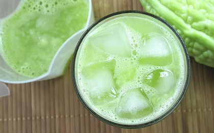Nước ép mướp đắng cực tốt cho người bệnh tiểu đường và muốn giảm cân