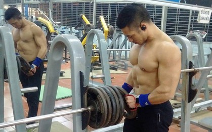 Nóng trên mạng: Thanh niên cơ bắp nhưng tâm hồn mong manh, viết cả bức tâm thư để giải thích tại sao đặt tên con là Lập