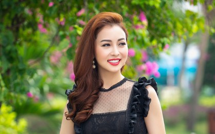 "Bà mẹ ba con" Jennifer Phạm gây chú ý với nhan sắc trẻ trung, quyến rũ ở độ tuổi 32