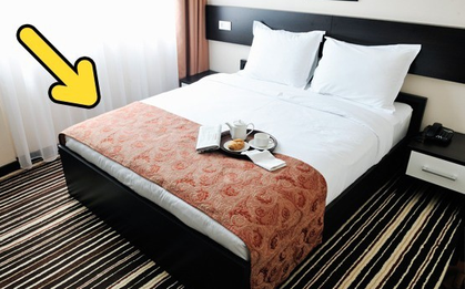Đi khách sạn bao lâu nhưng tại sao ở đâu cũng trải 1 chiếc khăn ngang giường? Lý do là vì...