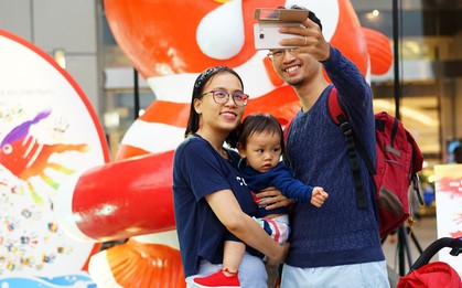 Chú cá khổng lồ ôm phao khóc gây xôn xao Sài Gòn 2 ngày cuối tuần