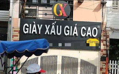 Những tấm biển hiệu "chất như nước cất" nhìn một lần ấn tượng không bao giờ quên