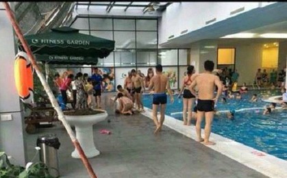 Bé trai đuối nước tử vong khi đi bơi ở bể bơi Hà Nội