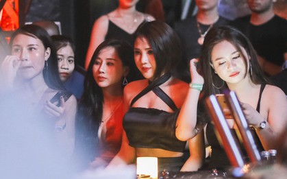 Bỏng mắt ngắm nhìn những cô nàng quyến rũ nhất trong buổi offline Vietnamese Sexy Bae Group