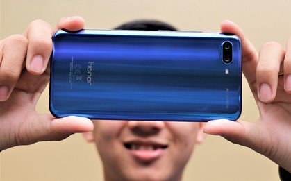Một ngày trải nghiệm cùng Honor 10: “Thật đáng đồng tiền bát gạo”