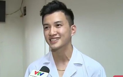 Hội mê trai đẹp "náo loạn" với anh chàng điều dưỡng điển trai trong chương trình thời sự VTV