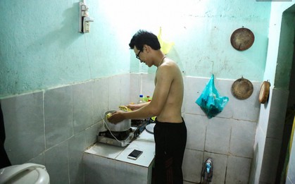 Sinh viên ở trọ những ngày nắng nóng 40 độ: Đến ăn thôi cũng nuốt không nổi!