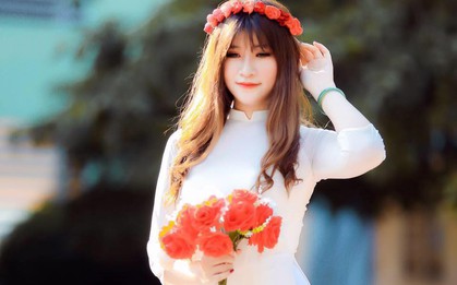 Cô gái trong mơ của các chàng trai đây rồi: Xinh xắn, đáng yêu lại còn thủ khoa 10 điểm môn Lịch sử