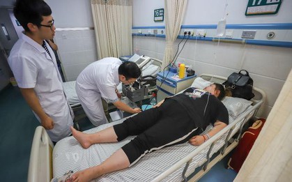 Chuyện thật như đùa: Cô gái trẻ bỗng trở thành béo phì vì uống quá nhiều thuốc giảm cân