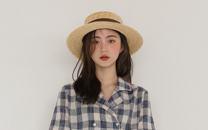 Sở hữu nhan sắc vừa mong manh vừa cá tính, cô nàng 22 tuổi trở thành "nàng thơ" giới lookbook Hàn