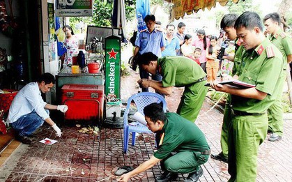 Mâu thuẫn chuyện tình cảm, chồng đâm chết vợ rồi tự sát nhưng bất thành