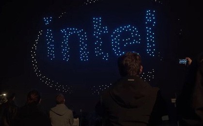 Đón sinh nhật lần thứ 50, Intel phá kỷ lục Guinness với màn trình diễn ánh sáng hoành tráng cùng 2.018 drone