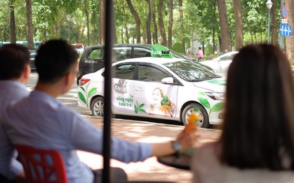 Sự thật về chiếc xe tươi trẻ “rải thính” nhiều tuyến đường Sài Gòn những ngày gần đây!