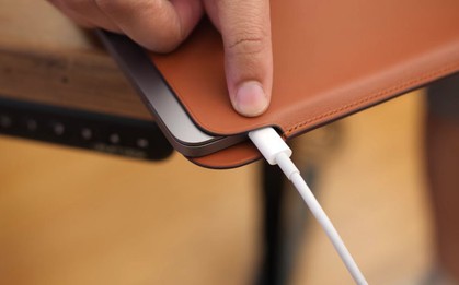 Túi đựng MacBook hơn 4 triệu của Apple bị chuyên gia chê tả tơi chỉ vì một điểm nhỏ