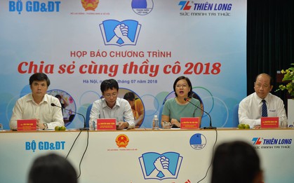 Họp báo chương trình "Chia sẻ cùng thầy cô 2018"