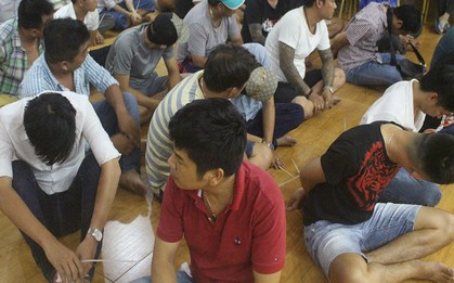 Sòng bạc "khủng" trong nhà hàng tiệc cưới ở Bình Dương
