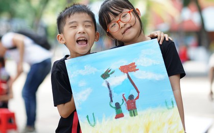 Yêu lắm Ngày Gia đình Việt Nam trong những nét vẽ nguệch ngoạc của con trẻ