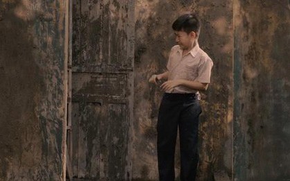 101 chuyện học đường: Bi hài nhà vệ sinh bẩn