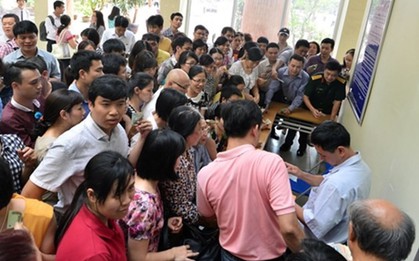 Phụ huynh đến làm ầm để đòi lại tiền, trường Lương Thế Vinh quyết định không trả lại bất cứ khoản tiền nào!