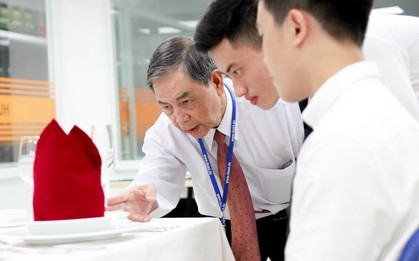 Những kiểu học “không giống ai” của sinh viên Du lịch - Nhà hàng - Khách sạn