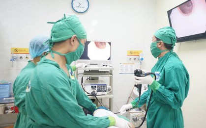 Ăn cơm xong nuốt luôn tăm xỉa răng, người đàn ông ở Tây Ninh bị thủng ruột suýt chết
