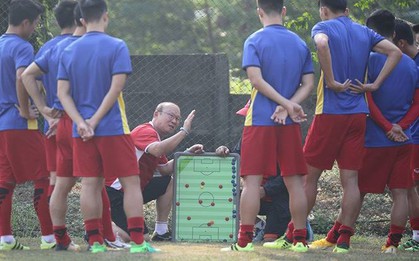 Olympic Việt Nam bỏ ai trong đội hình "siêu tấn công" khi gặp Nepal?