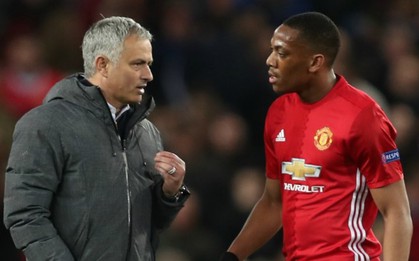 Anthony Martial: "Con cưng" của Van Gaal, "con ghẻ" của Mourinho