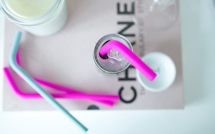Chiếc ống hút màu hồng “choe choét” này có gì hay mà được mệnh danh là tinh hoa của giới ống hút?