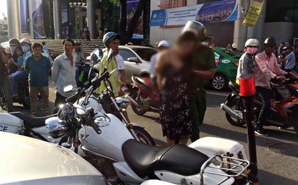 Cảnh sát chặn bắt người phụ nữ lái ô tô Mercedes lạng lách trên đường phố Đà Nẵng