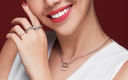 Để xinh lung linh chơi lễ, đừng bỏ lỡ loạt gợi ý trang sức chỉ từ 249k