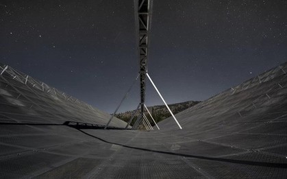 Phát hiện sóng vô tuyến bí ẩn truyền từ vũ trụ