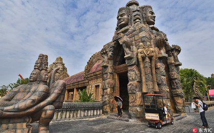 Một khu quần thể Angkor Wat nhái giống y như thật vừa được hoàn thành ở Nam Ninh, Trung Quốc