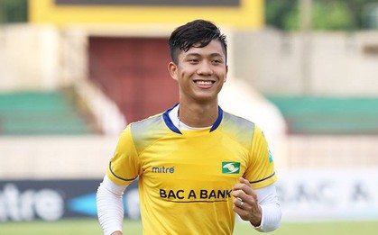 Phan Văn Đức bình phục chấn thương, sẵn sàng đối đầu Tiến Dũng