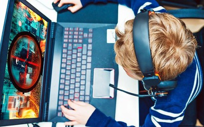 Rúng động vụ thiếu niên lấy cưa máy chặt đầu tự tử vì thua trò chơi trực tuyến